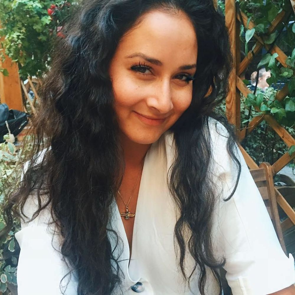 Meet your Posher, Ananya